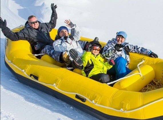 1 hour of unlimited snowplay, followed by all-you-can-eat snow hut BBQ in Sapporo! Free pickup included