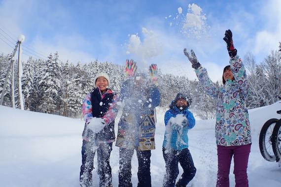 Full Day Trip to Furano from Sapporo- Snowshoeing, Dog sledding, Lunch, Dinner, and Hot Springs!