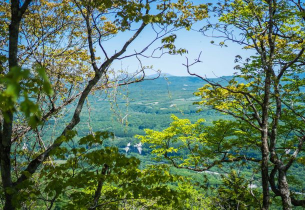 Mt. Kammuinupuri Hiking Tour, pickup from Noboribetsu included!